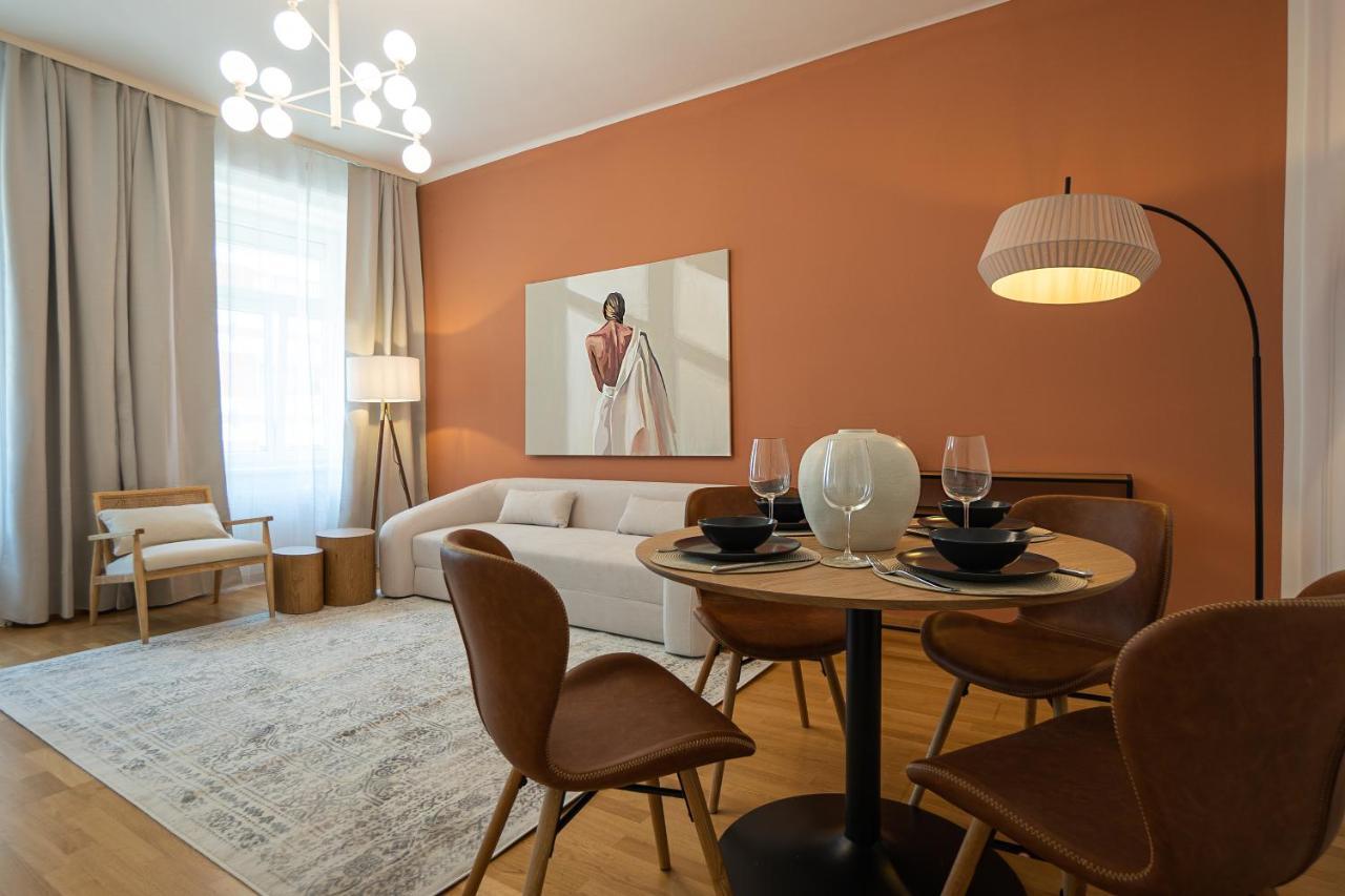 Bright 3-Room Apartment With A King-Size Bed Вена Экстерьер фото